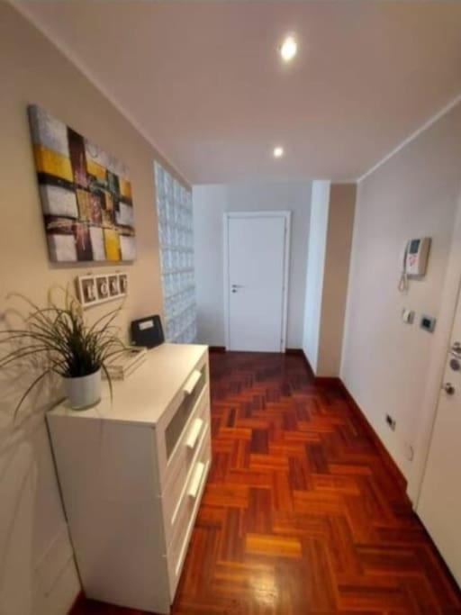 Franco Sansirohouse Rho Mi Fiera Apartment Milan Luaran gambar
